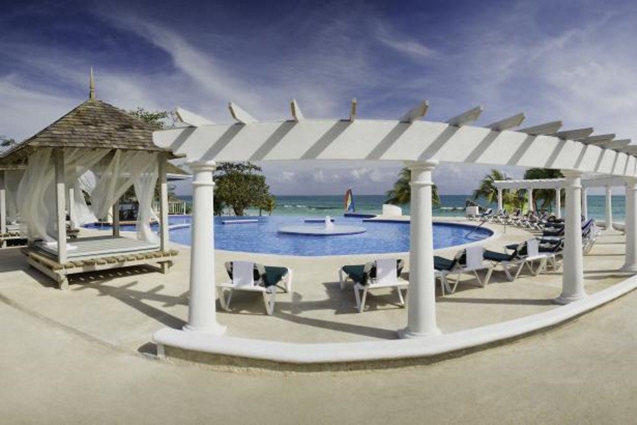 Jewel Runaway Bay Beach And Golf Resort Buitenkant foto