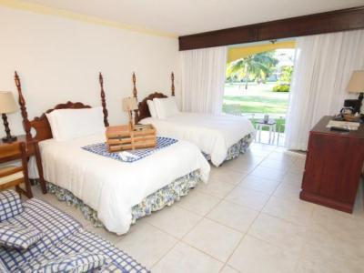 Jewel Runaway Bay Beach And Golf Resort Buitenkant foto